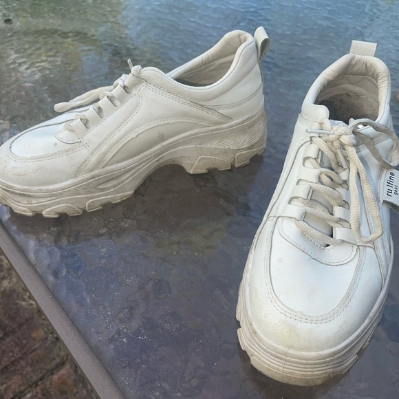 SHEIN White Sneakers - Picture 2 of 2